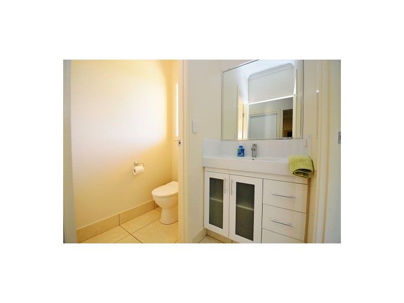 1 Appleby Close, Kensington Grove QLD 4341