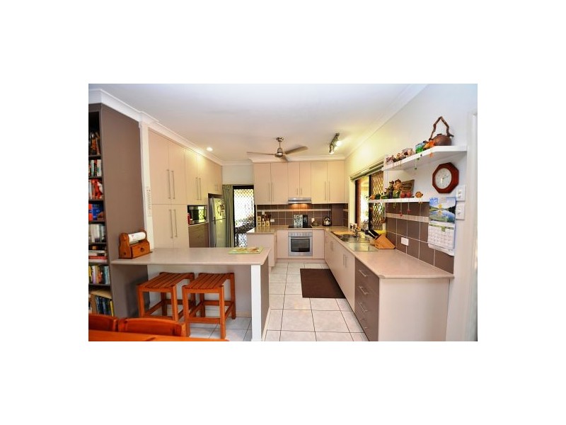 23 Kingfisher Court, Regency Downs QLD 4341