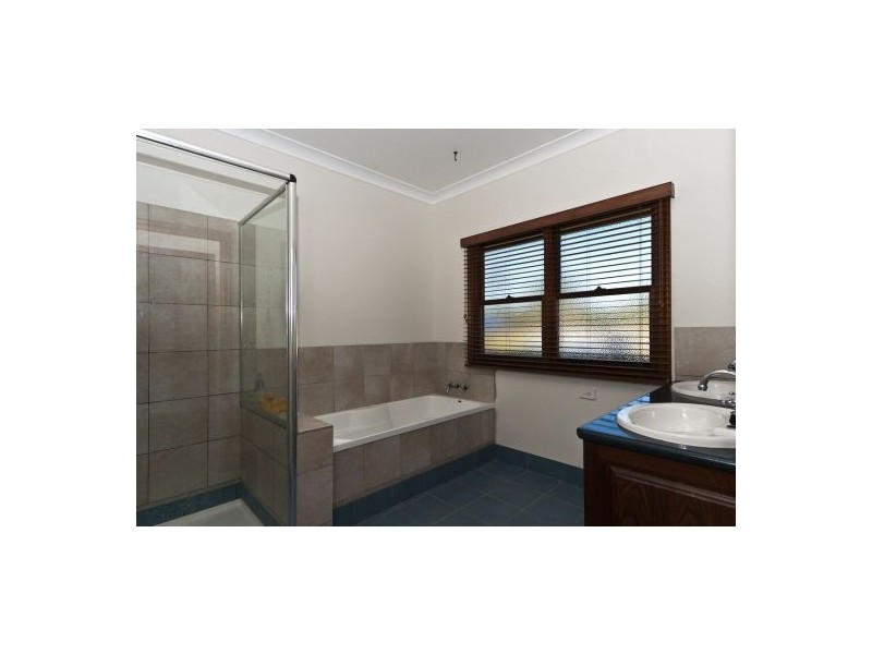 369 Postmans Ridge Rd, Withcott QLD 4352