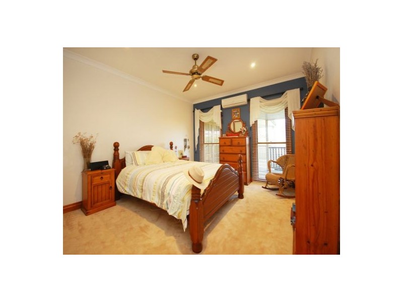 369 Postmans Ridge Rd, Withcott QLD 4352