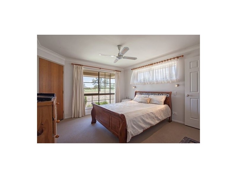 48 Six Mile Creek Rd, Withcott QLD 4352