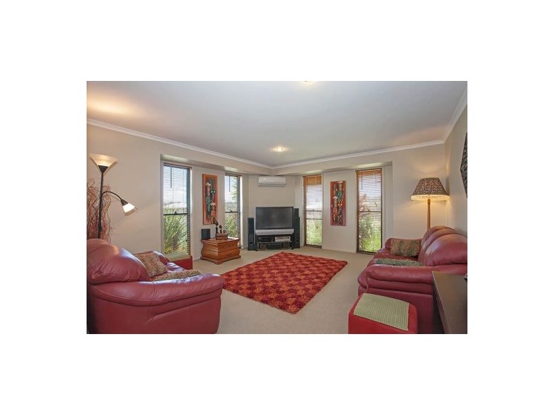 65 Parkridge Drive, Withcott QLD 4352