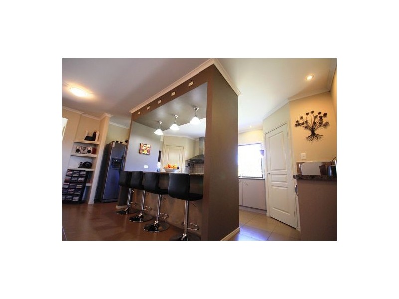 66 Parklea Drive, Placid Hills QLD 4343