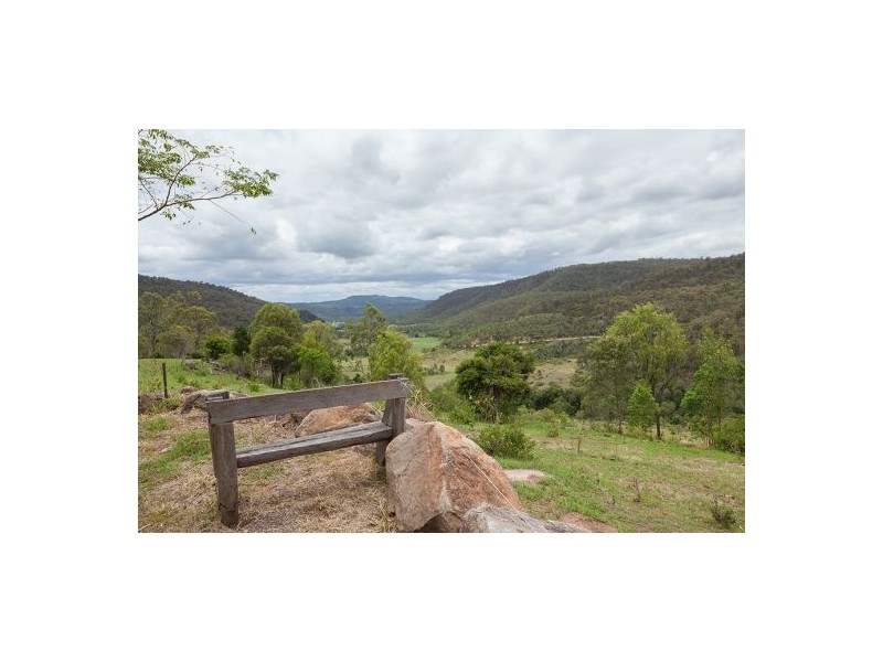 545 Stockyard Creek Rd, Stockyard QLD 4344