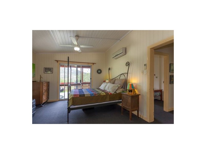 545 Stockyard Creek Rd, Stockyard QLD 4344