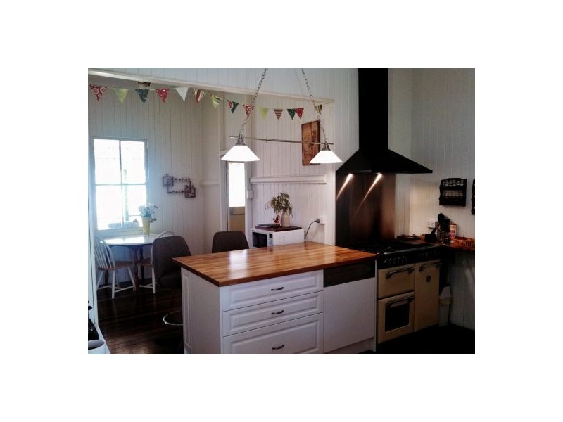 80 Abbotts Rd, Toowoomba QLD 4350