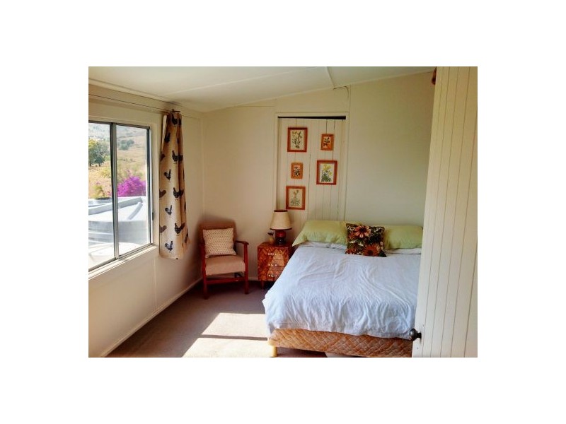 80 Abbotts Rd, Toowoomba QLD 4350