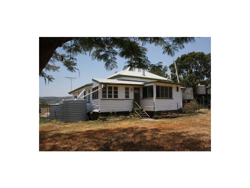 80 Abbotts Rd, Toowoomba QLD 4350