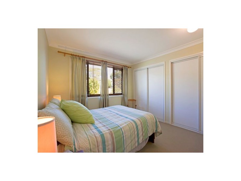 4 Belmore Drive, Withcott QLD 4352