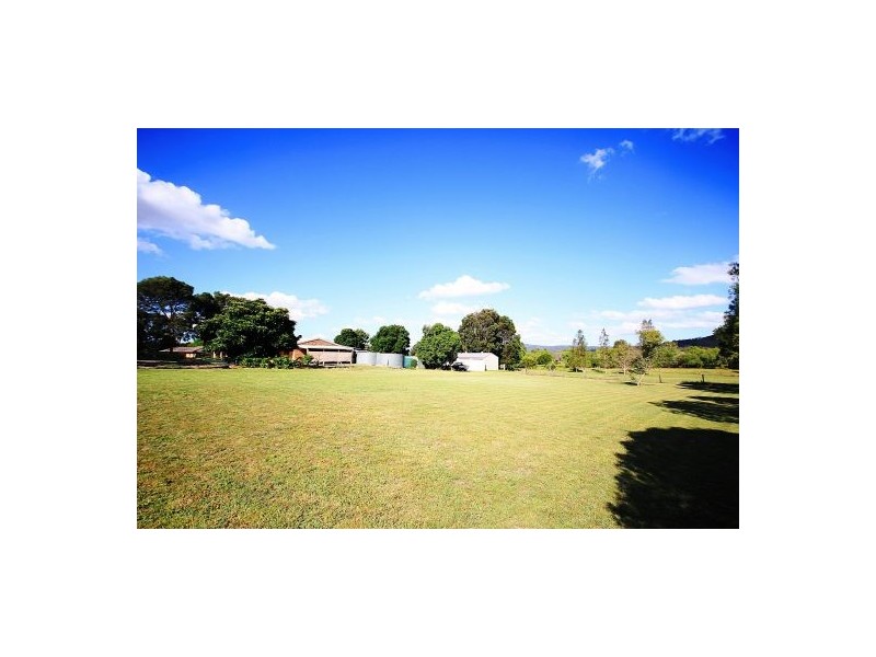 15 Summerholm Road, Summerholm QLD 4341