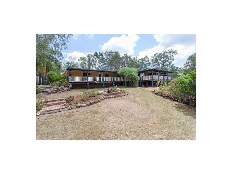 715 Murphys Creek Road, Upper Lockyer QLD 4352