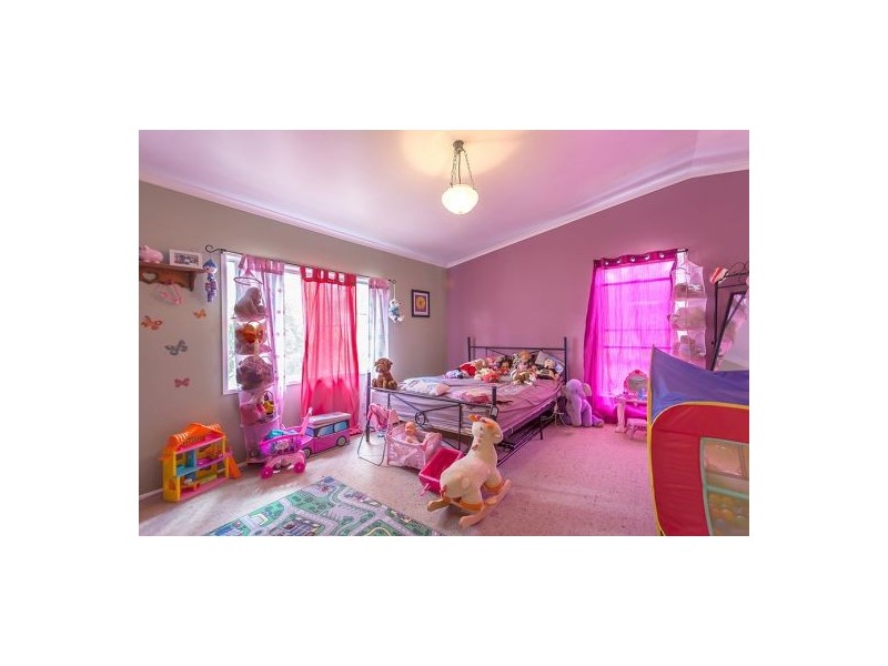 715 Murphys Creek Road, Upper Lockyer QLD 4352