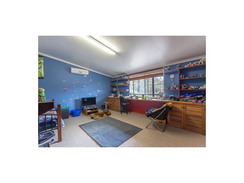 715 Murphys Creek Road, Upper Lockyer QLD 4352