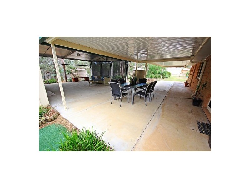 1 Bertrand Avenue, Regency Downs QLD 4341
