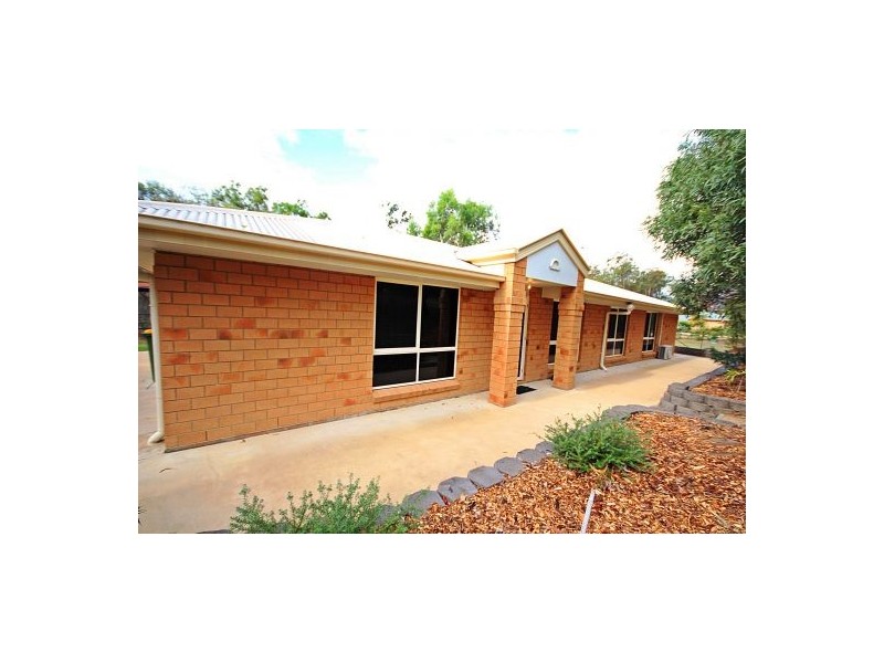 1 Bertrand Avenue, Regency Downs QLD 4341