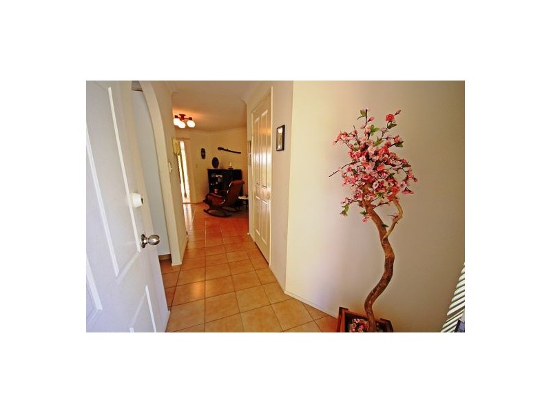 41 Australia II Drive, Kensington Grove QLD 4341