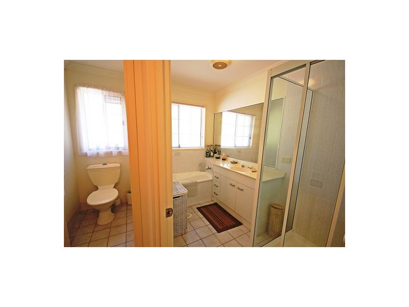 41 Australia II Drive, Kensington Grove QLD 4341