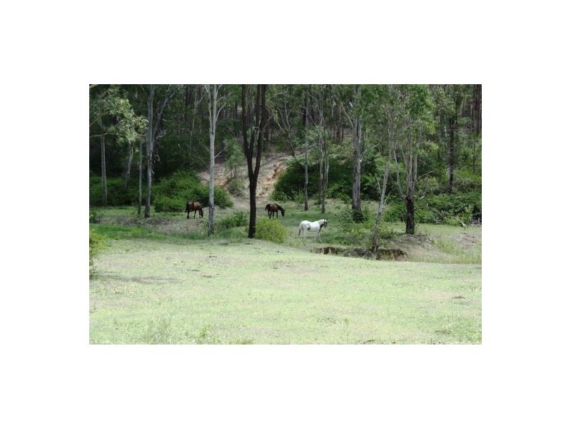 170 Green Gully Road, Upper Lockyer QLD 4352