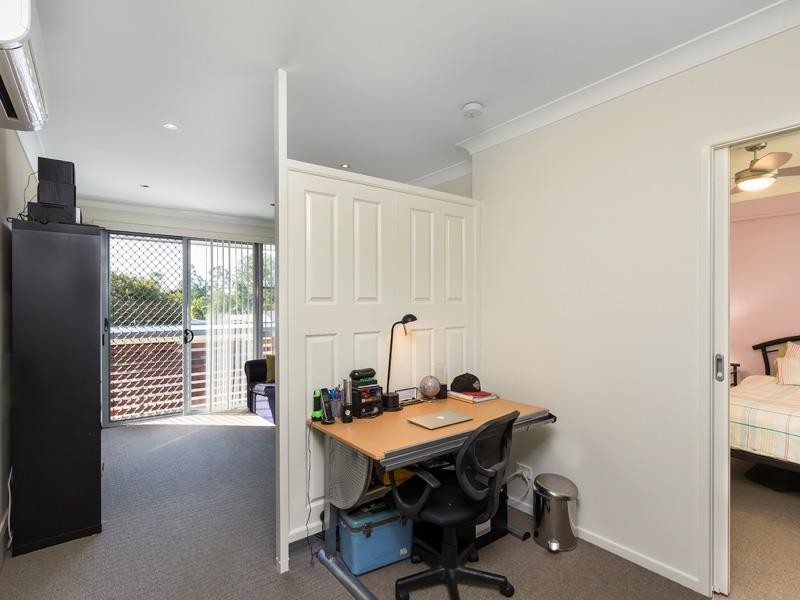 110 Kilsay Cres, Meadowbrook QLD 4131