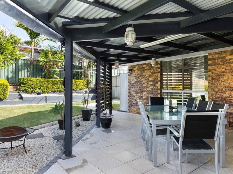 110 Kilsay Cres, Meadowbrook QLD 4131