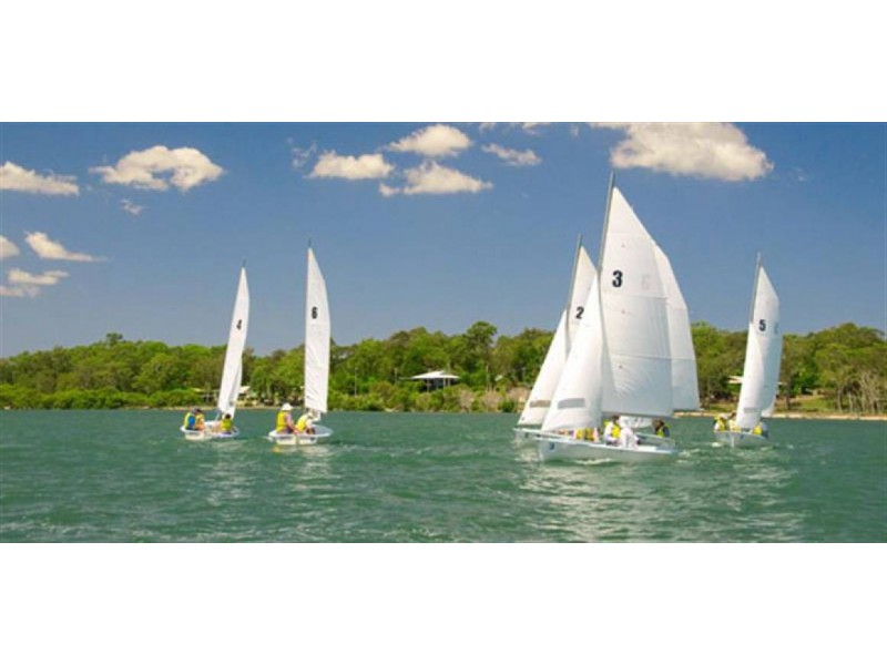 9 Cressy St, Macleay Island QLD 4184