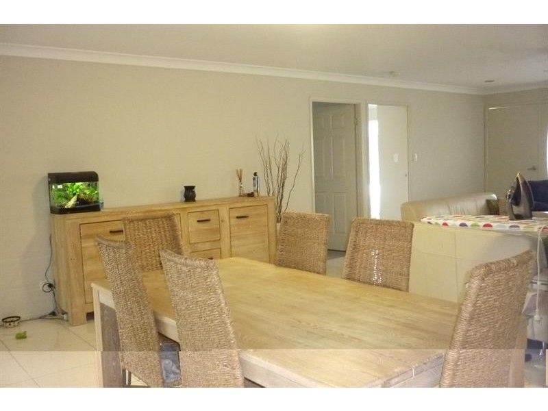 45 Shailer Rd, Shailer Park QLD 4128