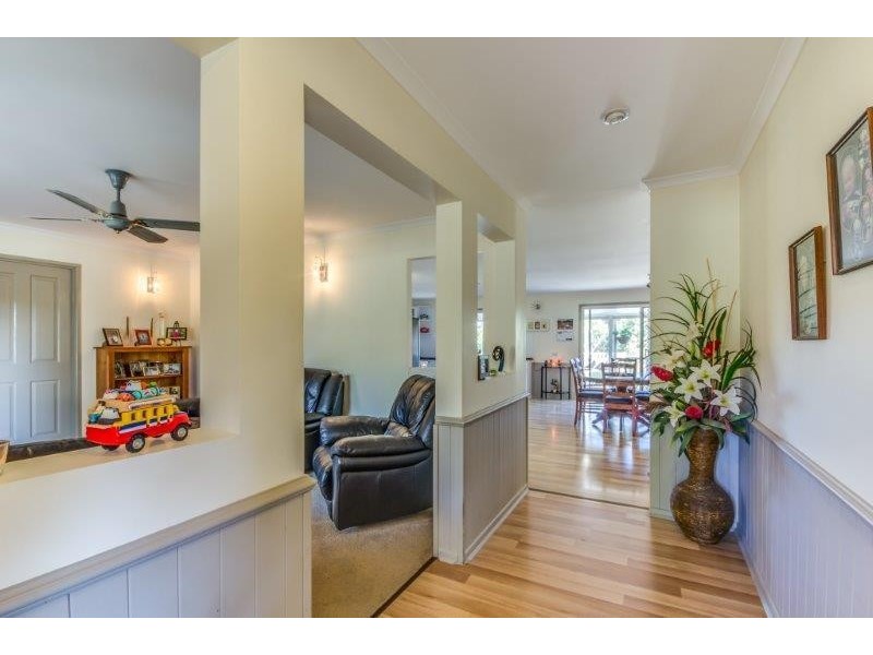 45 Adelong  Rd, Shailer Park QLD 4128