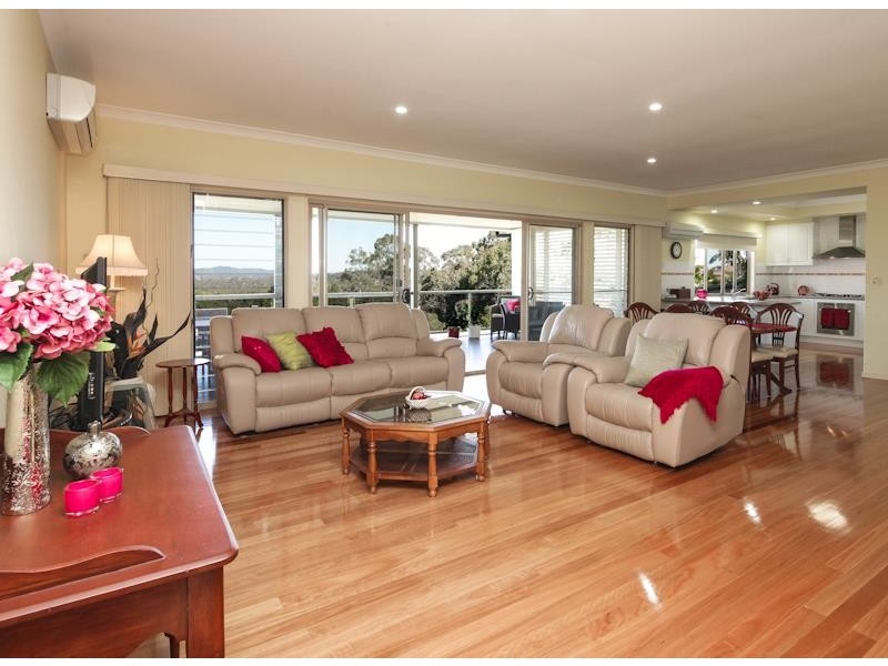 49 ADELONG Rd, Shailer Park QLD 4128