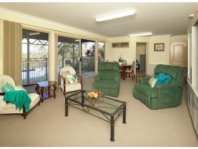 49 ADELONG Rd, Shailer Park QLD 4128