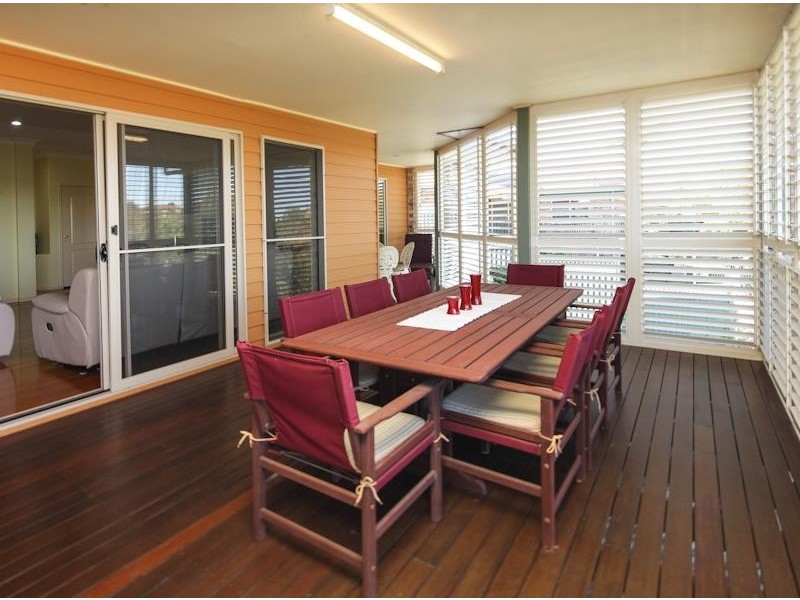 49 ADELONG Rd, Shailer Park QLD 4128