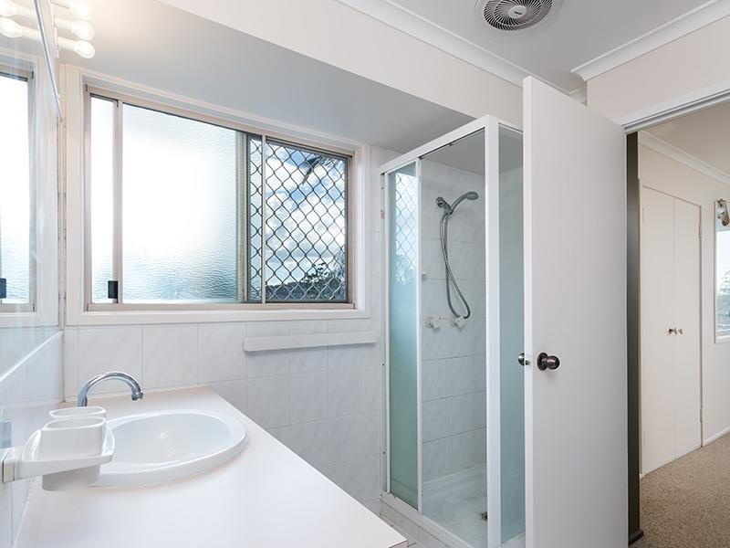 3 Selangor Ct, Tanah Merah QLD 4128