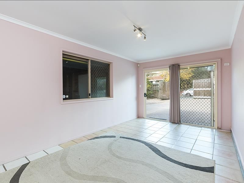 3 Selangor Ct, Tanah Merah QLD 4128