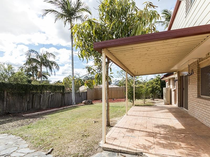 3 Selangor Ct, Tanah Merah QLD 4128