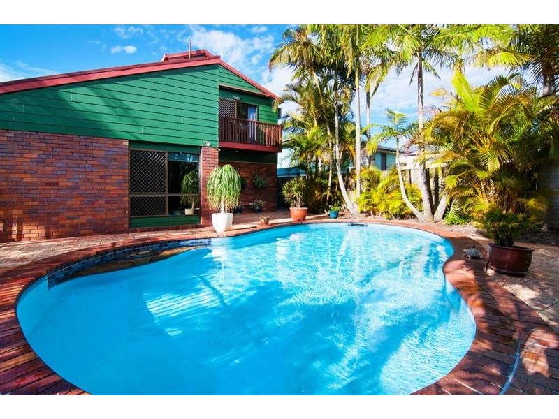 3 Bates St, Springwood QLD 4127