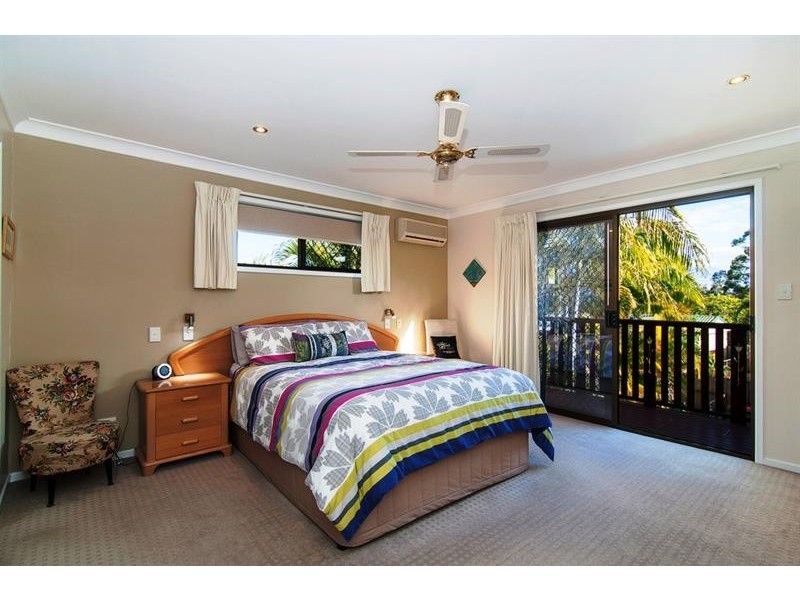 3 Bates St, Springwood QLD 4127