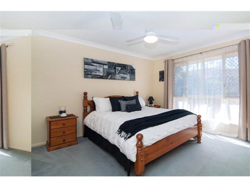 13 Lake Breeze Dr, Loganholme QLD 4129