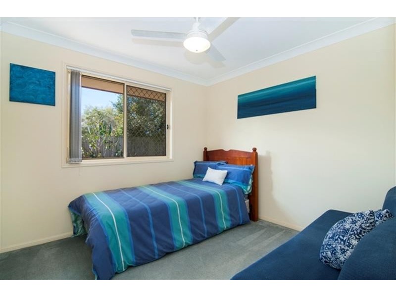 13 Lake Breeze Dr, Loganholme QLD 4129