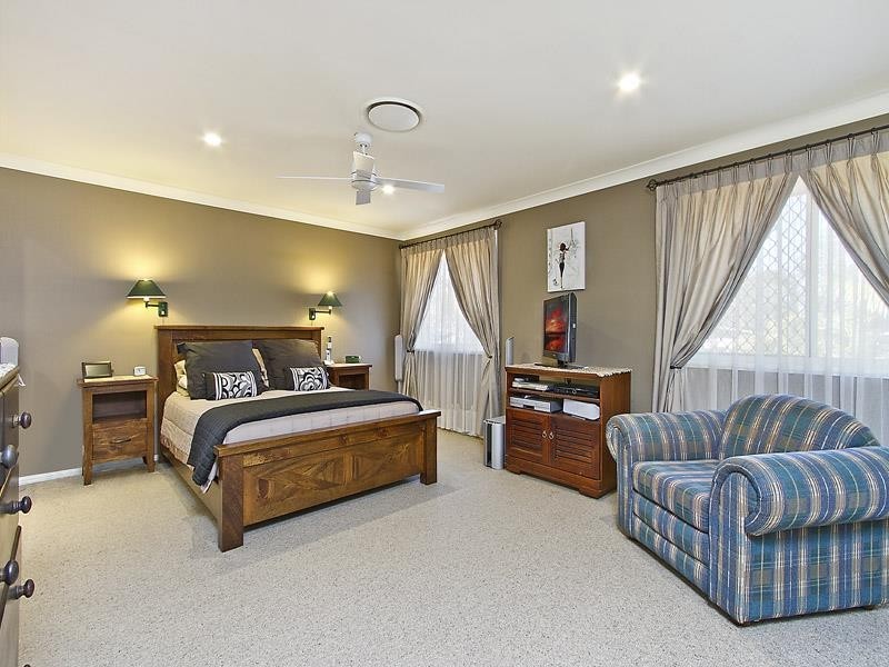 21 Scilla  St, Shailer Park QLD 4128