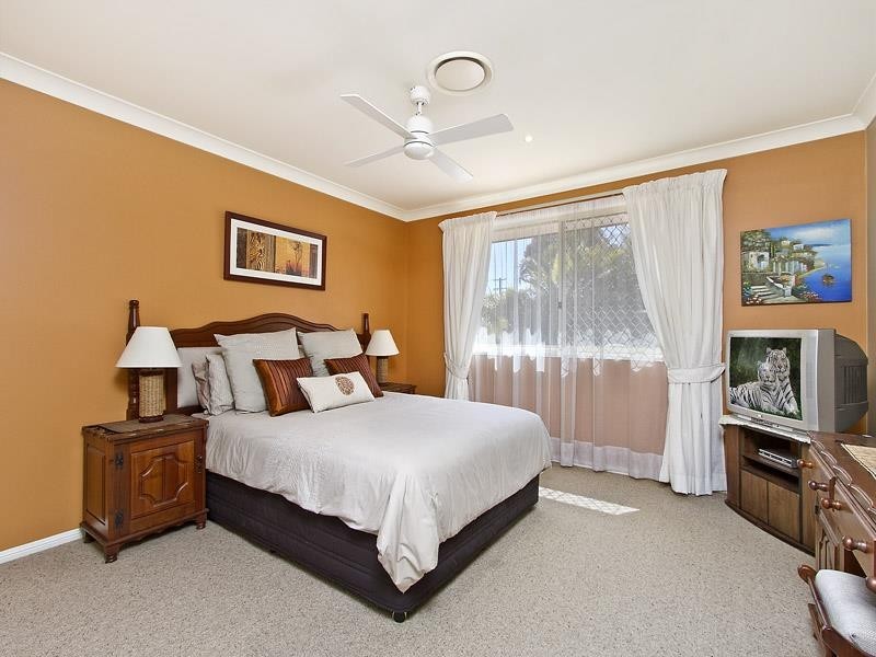 21 Scilla  St, Shailer Park QLD 4128