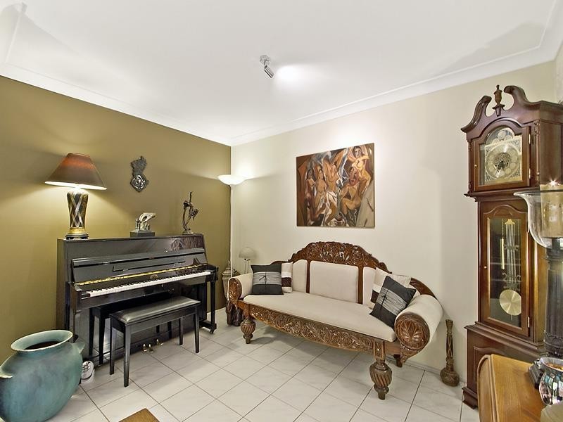 12 SELANGOR Ct, Tanah Merah QLD 4128