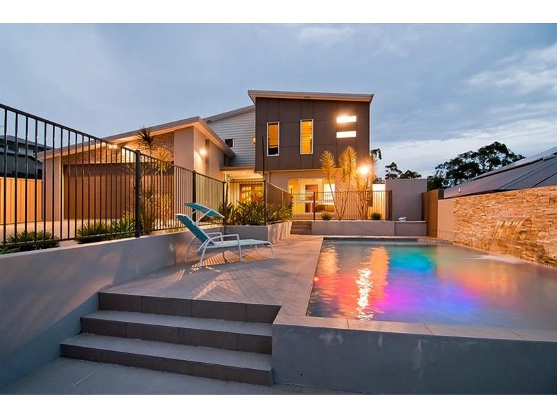 33 Yarabah Cres, Shailer Park QLD 4128