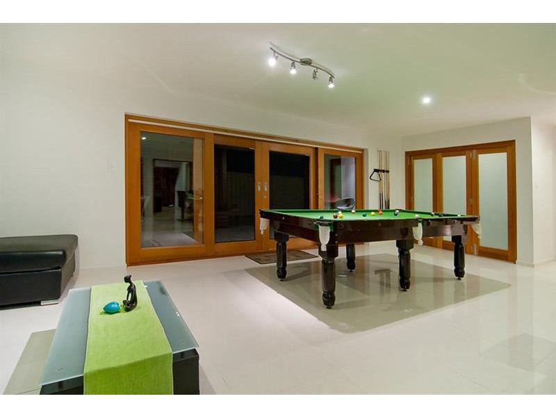 33 Yarabah Cres, Shailer Park QLD 4128