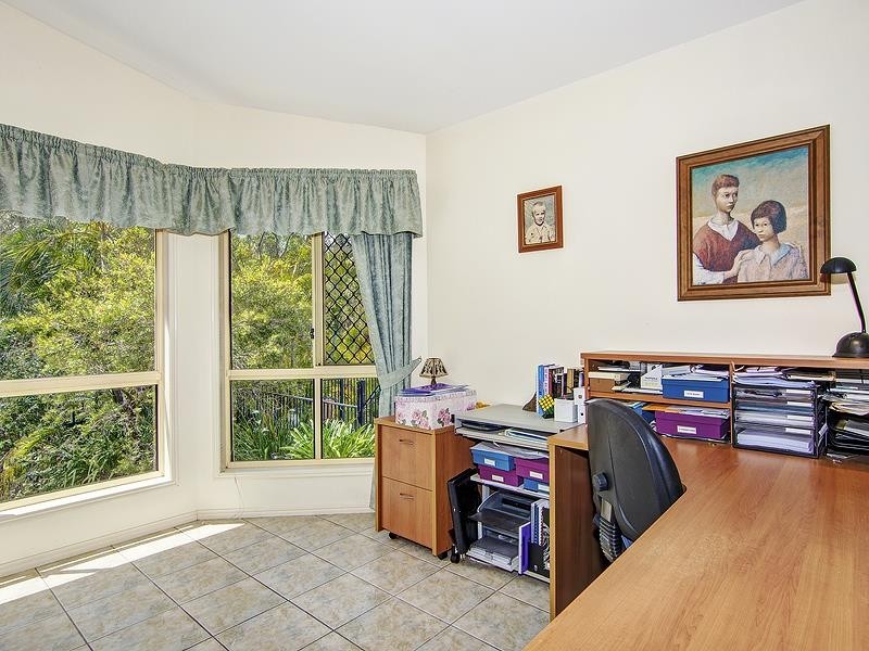 6 Pointer Ct, Shailer Park QLD 4128