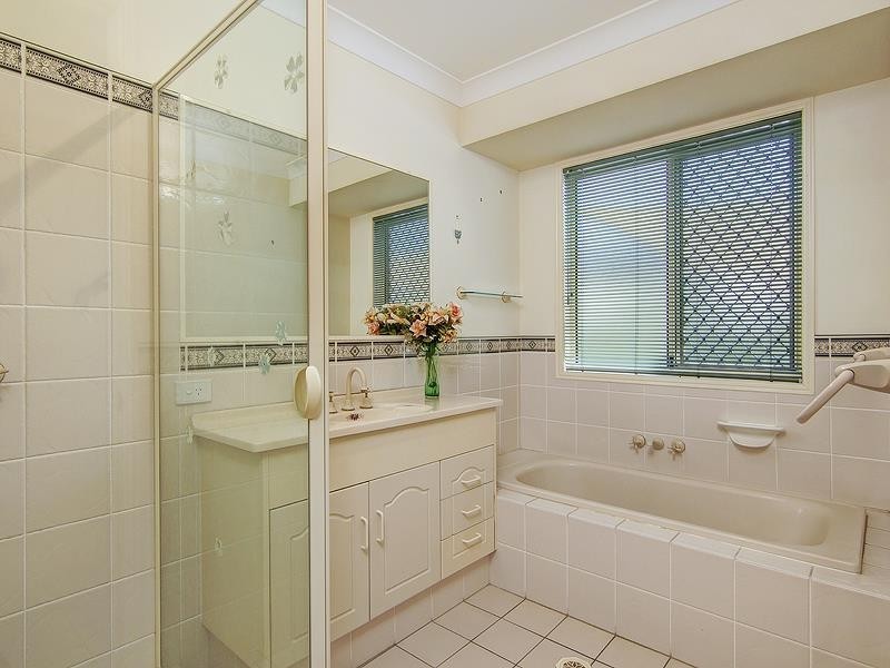 6 Pointer Ct, Shailer Park QLD 4128