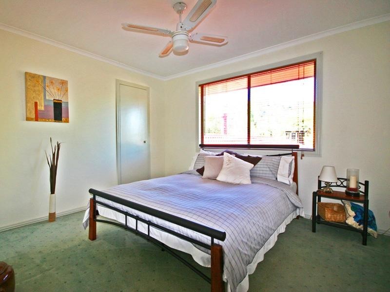 1 Geodorum St, Shailer Park QLD 4128