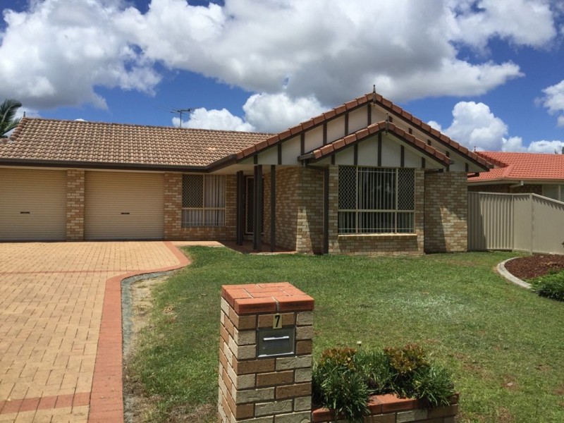 7 Meiland Place, Meadowbrook QLD 4131
