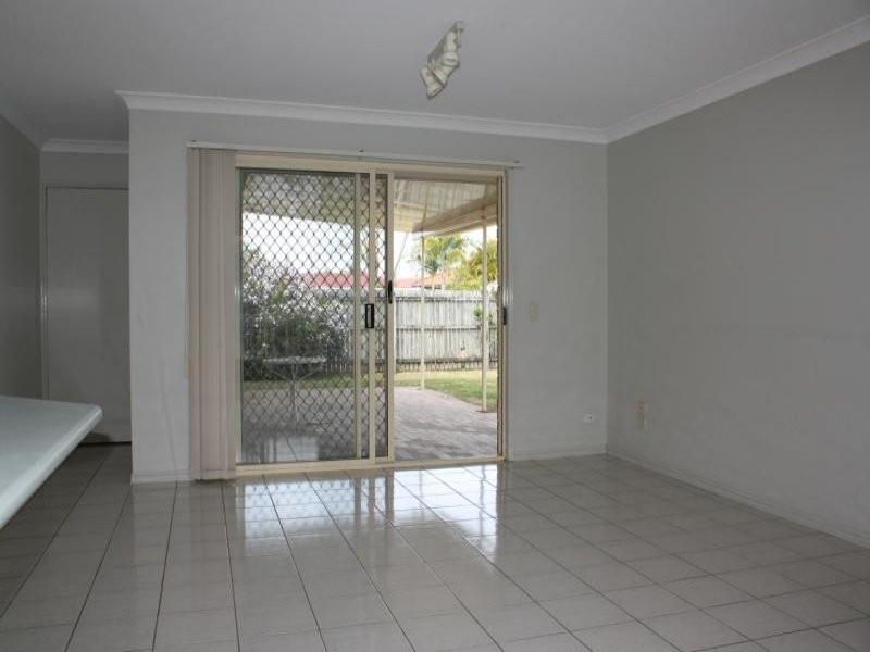 7 Meiland Place, Meadowbrook QLD 4131