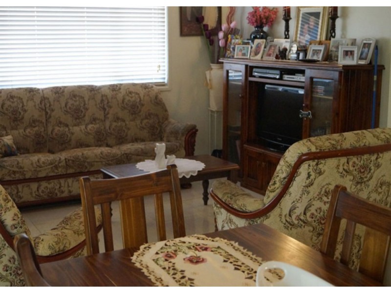 40 Omar  St, Woodridge QLD 4114