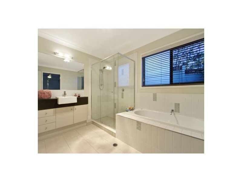 27A Heeler Court, Shailer Park QLD 4128