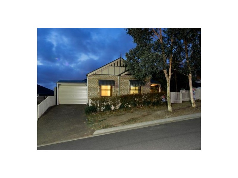 26 Jasmina Pde, Waterford QLD 4133